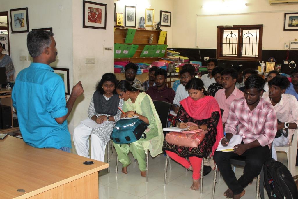 A seminar on Womens justice -Students of Mannar Thirumalai Nayackar Arts and Science College participated